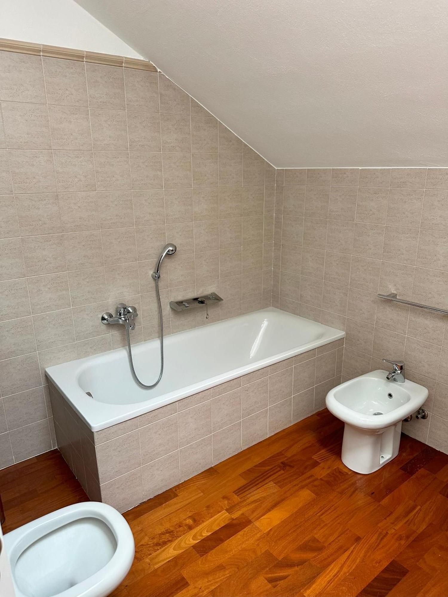 Apartamento Con 2 Da Letto Navigli + Parcheggio Per 2 Auto Milán