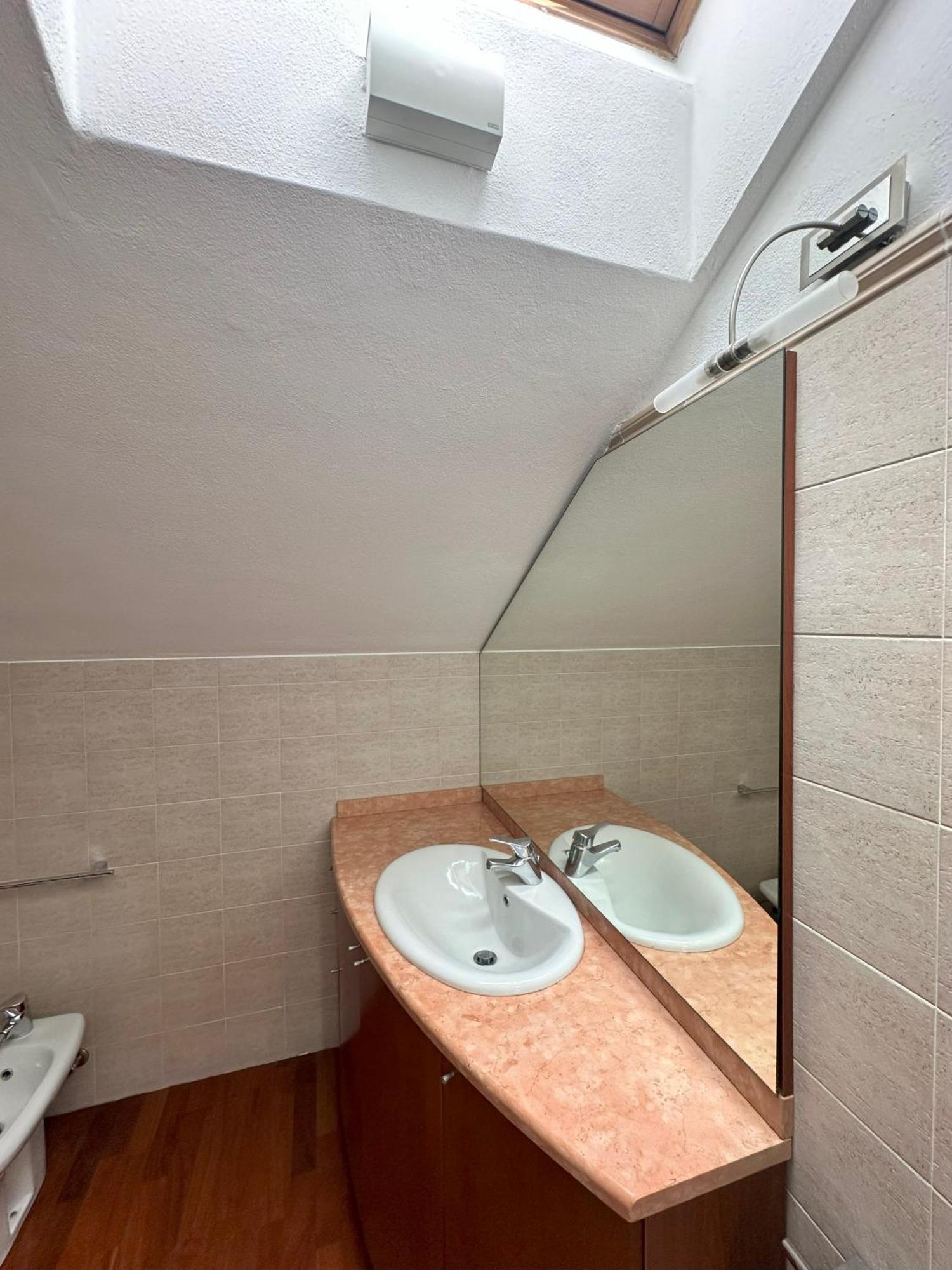 Con 2 Da Letto Navigli + Parcheggio Per 2 Auto Apartamento *